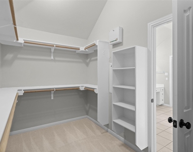10700 Pointe View Dr - Photo Thumbnail 23