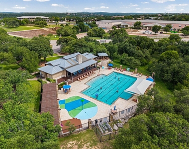 10700 Pointe View Dr - Photo Thumbnail 29