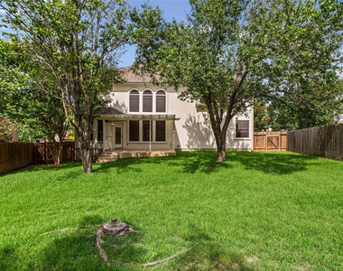 10700 Pointe View Dr - Photo Thumbnail 16