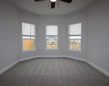 11802 Hurricane Haze Dr - Photo Thumbnail 19