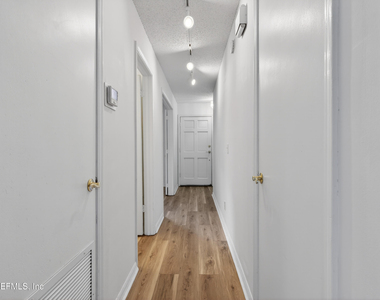 4814 Windrush Lane - Photo Thumbnail 21
