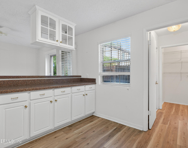 4814 Windrush Lane - Photo Thumbnail 10