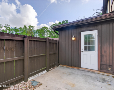 4814 Windrush Lane - Photo Thumbnail 25