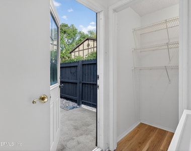 4814 Windrush Lane - Photo Thumbnail 24