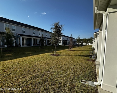 33 Thurnham Lane - Photo Thumbnail 23