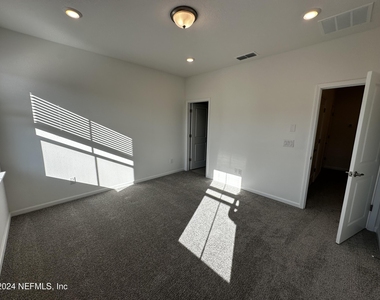 33 Thurnham Lane - Photo Thumbnail 18