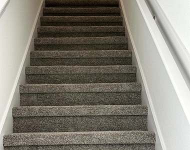 33 Thurnham Lane - Photo Thumbnail 14