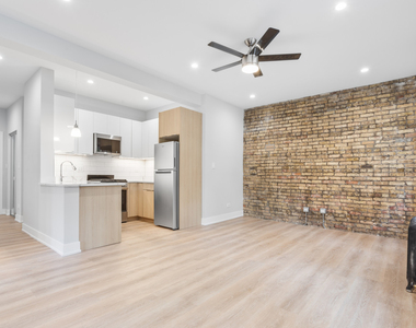 7501 N Eastlake Terrace - Photo Thumbnail 1