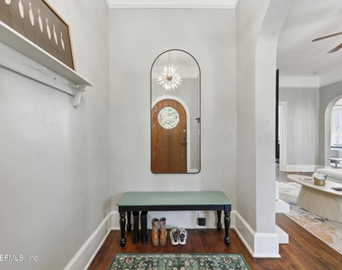 1786 Challen Avenue - Photo Thumbnail 9
