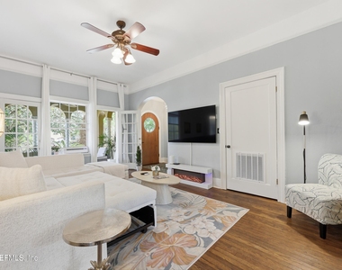 1786 Challen Avenue - Photo Thumbnail 28