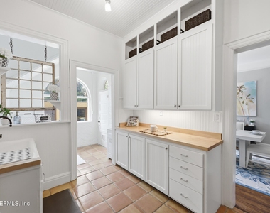 1786 Challen Avenue - Photo Thumbnail 13