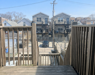 1249 S Kolin Avenue - Photo Thumbnail 17