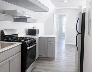 1249 S Kolin Avenue - Photo Thumbnail 12