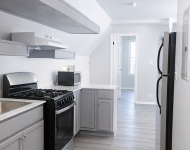 1249 S Kolin Avenue - Photo Thumbnail 14
