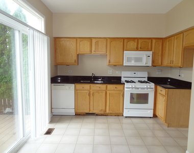 2154 Cypress Court - Photo Thumbnail 4