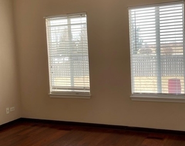 2154 Cypress Court - Photo Thumbnail 2