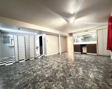450 E Mulberry Court - Photo Thumbnail 12