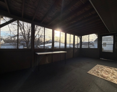 450 E Mulberry Court - Photo Thumbnail 18