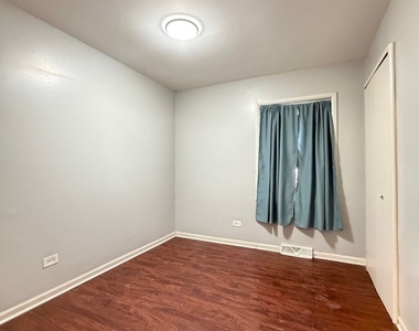 450 E Mulberry Court - Photo Thumbnail 8