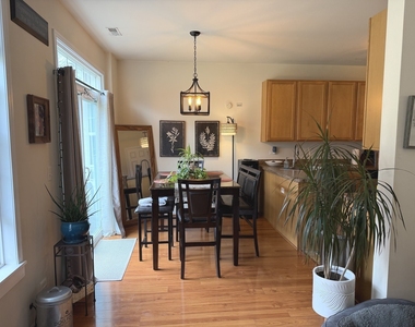 2554 Evergreen Circle - Photo Thumbnail 4