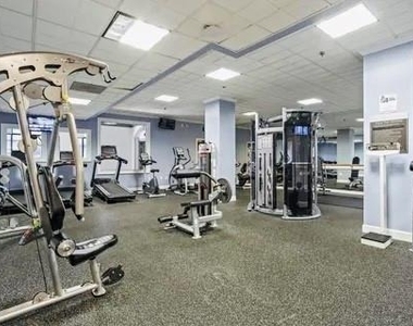 799 Hammond Drive - Photo Thumbnail 19