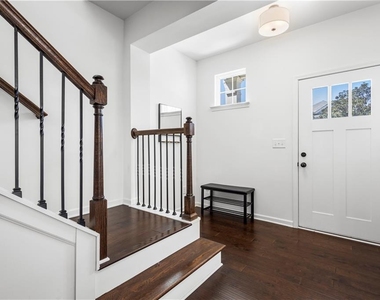 869 Venture Way Sw - Photo Thumbnail 4