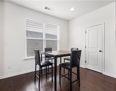 869 Venture Way Sw - Photo Thumbnail 10