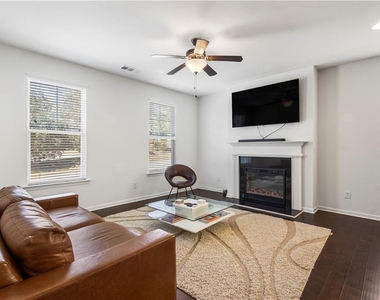 869 Venture Way Sw - Photo Thumbnail 9
