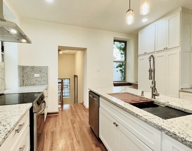 6128 S Kenwood Avenue - Photo Thumbnail 8