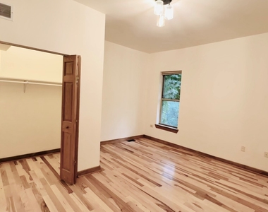 6128 S Kenwood Avenue - Photo Thumbnail 11