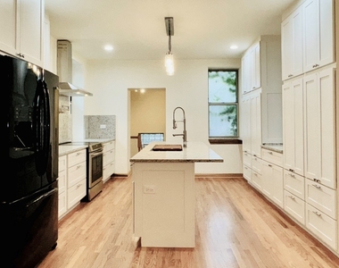 6128 S Kenwood Avenue - Photo Thumbnail 7