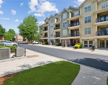 2707 Wander Lane - Photo Thumbnail 27