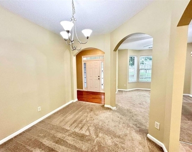 5400 Festival Avenue - Photo Thumbnail 6