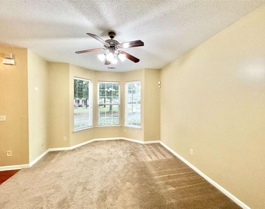 5400 Festival Avenue - Photo Thumbnail 2