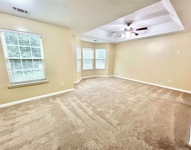 5400 Festival Avenue - Photo Thumbnail 16