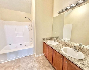 5400 Festival Avenue - Photo Thumbnail 14