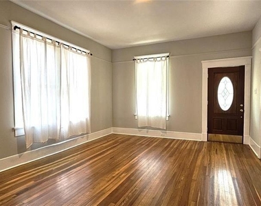 1047 Ridge Avenue - Photo Thumbnail 1