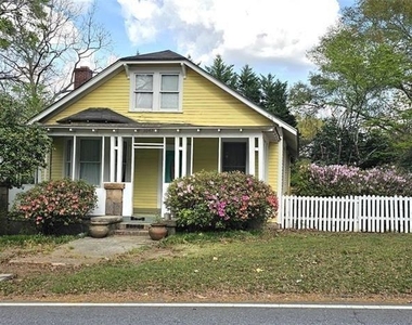 1047 Ridge Avenue - Photo Thumbnail 2