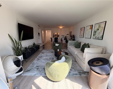 2870 Pharr Court - Photo Thumbnail 1