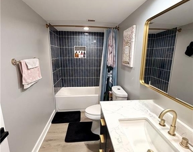 2870 Pharr Court - Photo Thumbnail 6