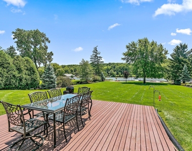 1037 N Harrison Street - Photo Thumbnail 23
