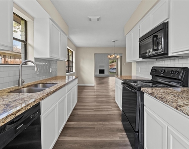 5026 Fitzwater Drive - Photo Thumbnail 7