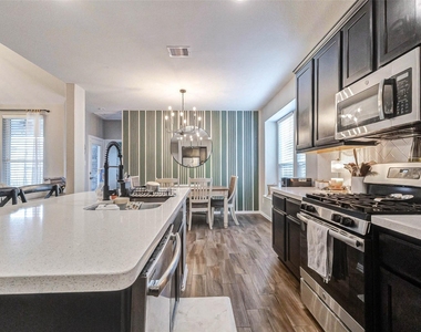 3210 Montclair Orchard Trace - Photo Thumbnail 14