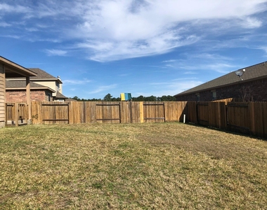 30826 W Lost Creek Boulevard - Photo Thumbnail 14
