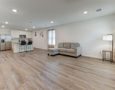 12339 Mccrorey Trails Court - Photo Thumbnail 7