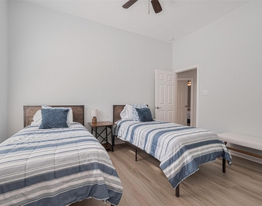 14 Sprite Woods Place - Photo Thumbnail 32