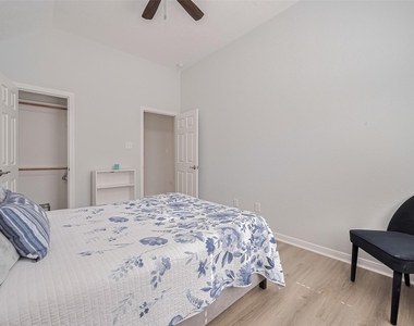 14 Sprite Woods Place - Photo Thumbnail 35