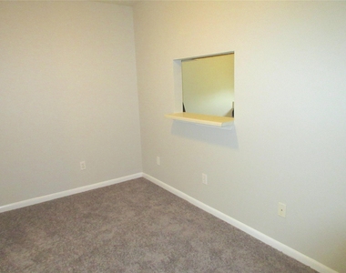 1230 Shadowdale Drive - Photo Thumbnail 3