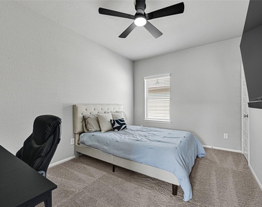 10830 Cassiopeia Creek Circle - Photo Thumbnail 18