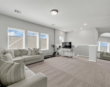 10830 Cassiopeia Creek Circle - Photo Thumbnail 14
